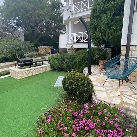 Apartment Eugenia Košljun