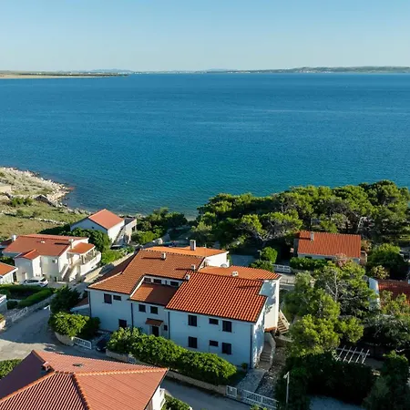 アパート Eugenia Košljun